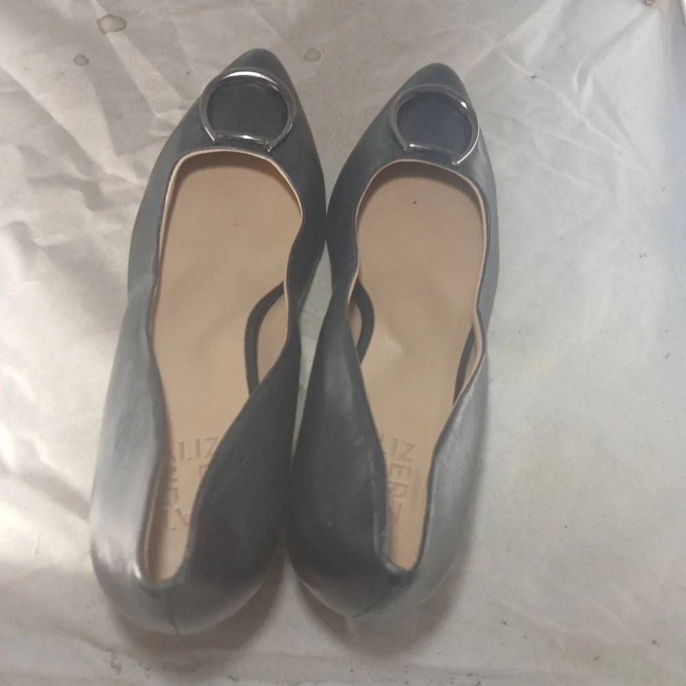 Naturalizer caprice pumps
